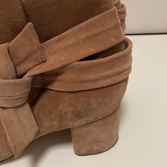 Rag & Bone
Dalia Suede Ankle-Tie Bootie - Picture 10 of 10